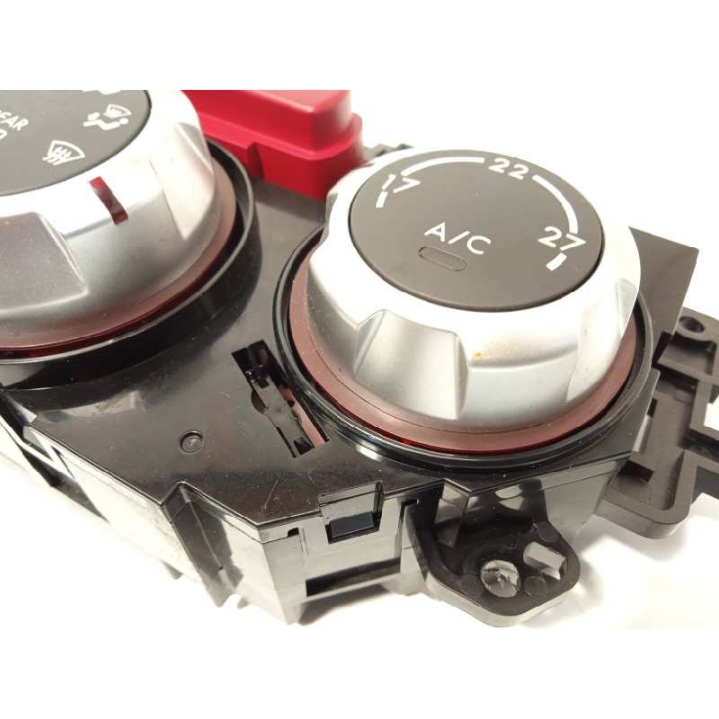 Recambio de mando climatizador para subaru impreza g12 2.0 diesel cat referencia OEM IAM 72311SC110  