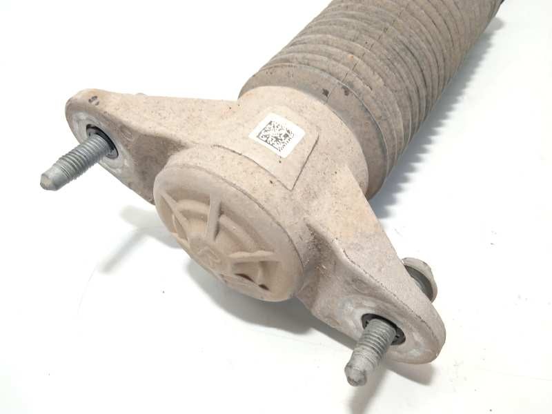 Recambio de amortiguador trasero derecho para tesla model 3 referencia OEM IAM 104446101E  