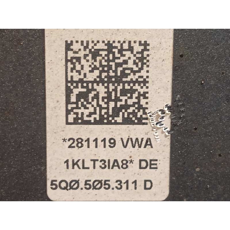 Recambio de brazo suspension inferior trasero derecho para audi a3 sedán (8vm) referencia OEM IAM 5Q0505311D  5Q0505523A