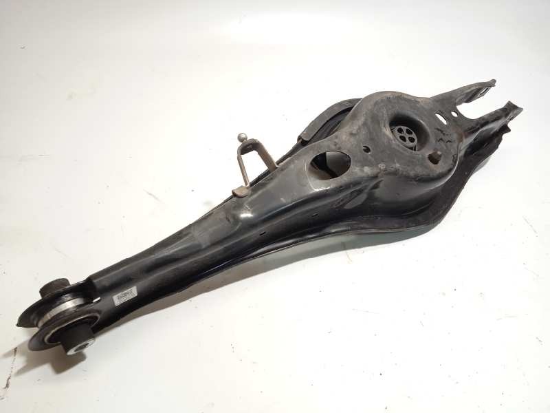 Recambio de brazo suspension inferior trasero izquierdo para audi a3 sedán (8vm) referencia OEM IAM 5Q0505311D  5Q0505523A