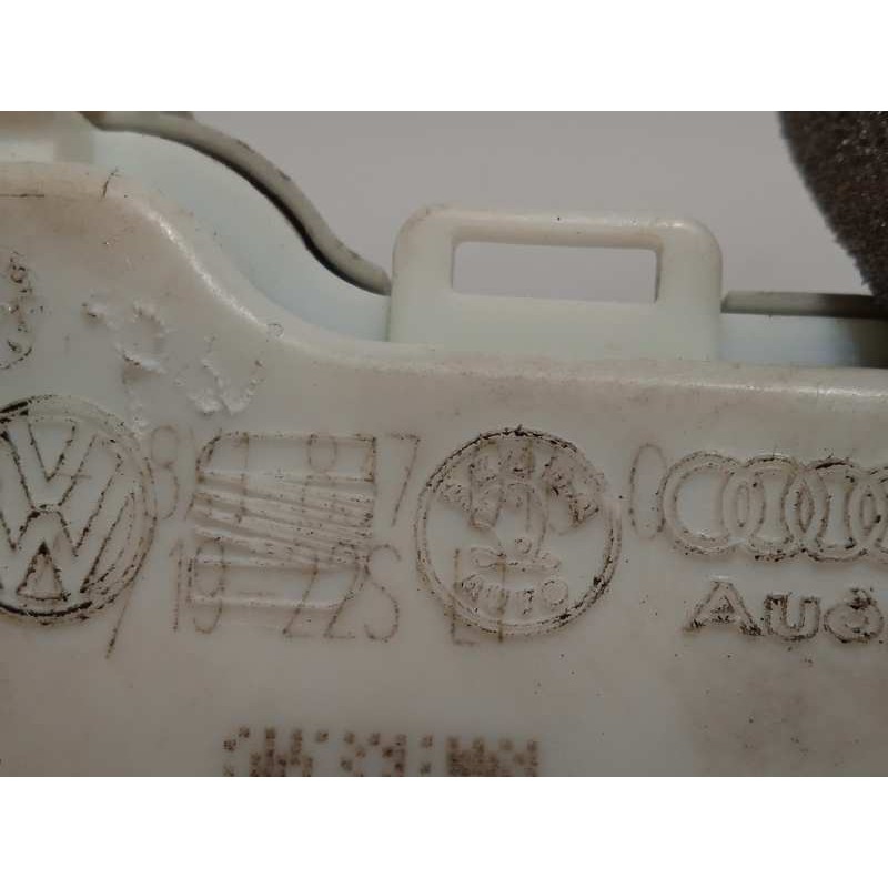 Recambio de cerradura puerta delantera derecha para audi a3 sedán (8vm) referencia OEM IAM 8X1837016C  