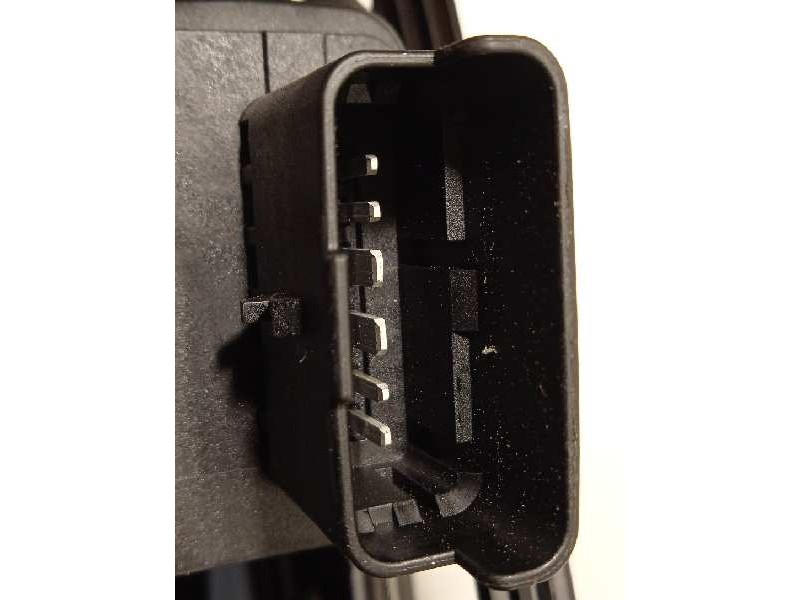 Recambio de elevalunas delantero derecho para peugeot 3008 allure referencia OEM IAM 9830389280  9829482280