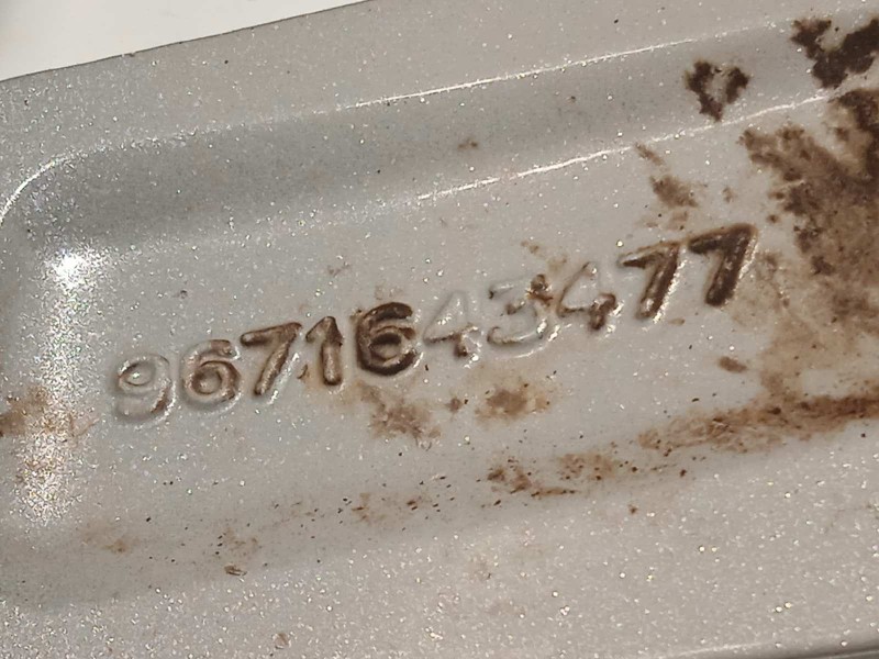 Recambio de llanta para peugeot 3008 hybrid4 referencia OEM IAM 9671643477  5402FG