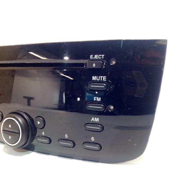 Recambio de sistema audio / radio cd para fiat punto (evo) (199) 1.4 cat referencia OEM IAM 7355261540  