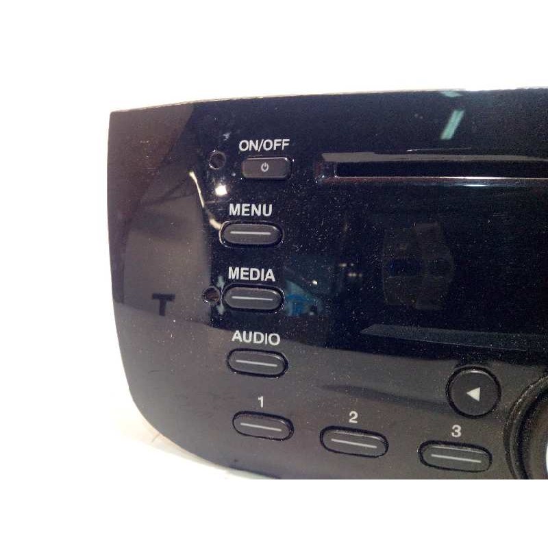 Recambio de sistema audio / radio cd para fiat punto (evo) (199) 1.4 cat referencia OEM IAM 7355261540  