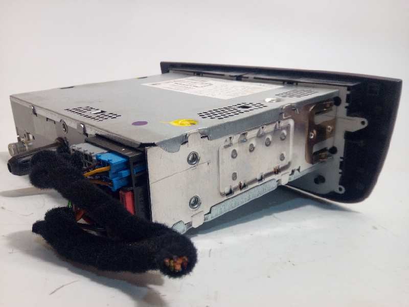 Recambio de sistema audio / radio cd para fiat punto (evo) (199) 1.4 cat referencia OEM IAM 7355261540  