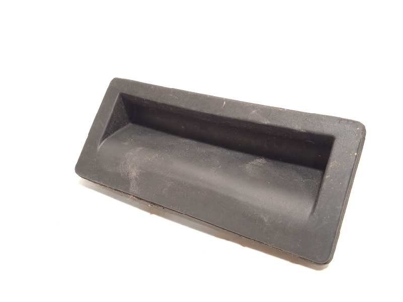 Recambio de maneta exterior porton para audi a3 sedán (8vm) referencia OEM IAM 5N0827566T  