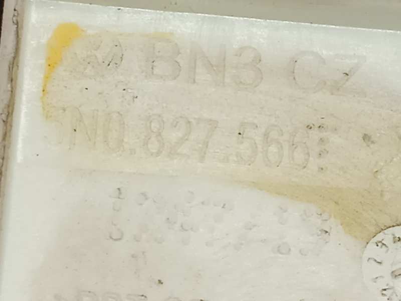 Recambio de maneta exterior porton para audi a3 sedán (8vm) referencia OEM IAM 5N0827566T  