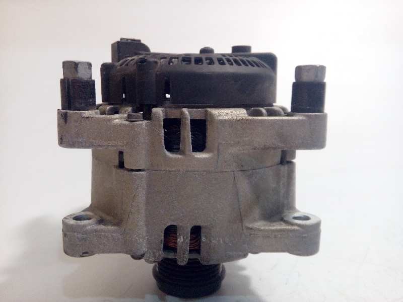 Recambio de alternador para volvo v40 1.6 diesel cat referencia OEM IAM 30659390 36012505 TG15C186