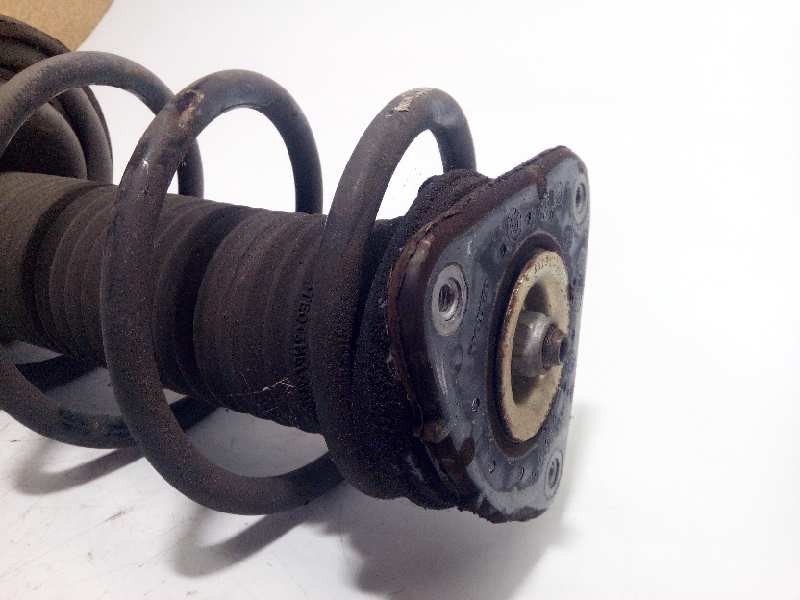 Recambio de amortiguador delantero derecho para volvo v40 1.6 diesel cat referencia OEM IAM 31387746  