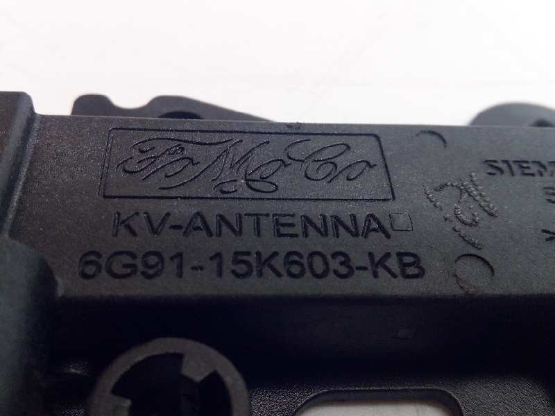 Recambio de antena para volvo v40 1.6 diesel cat referencia OEM IAM 31384075  6G9115K603KB