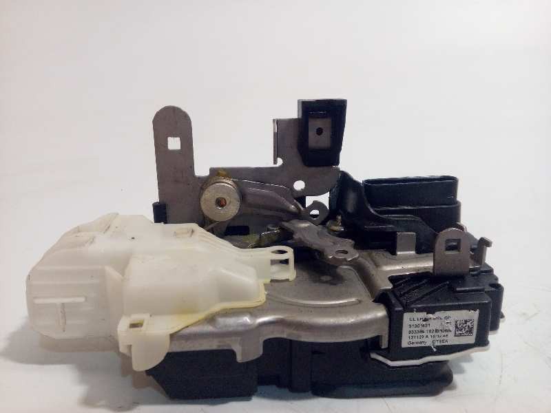 Recambio de cerradura puerta trasera izquierda para volvo v40 1.6 diesel cat referencia OEM IAM 31301431  