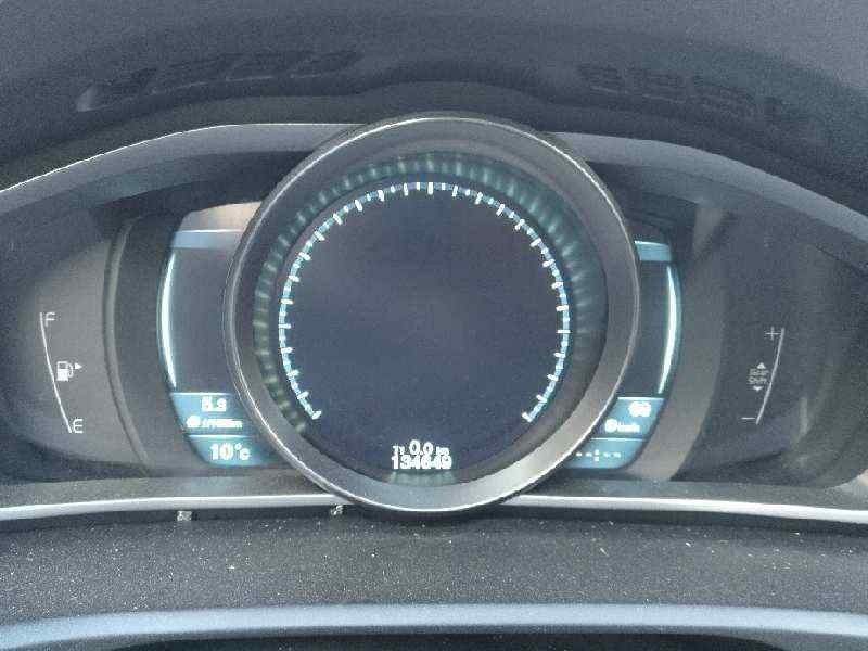 Recambio de cuadro instrumentos para volvo v40 1.6 diesel cat referencia OEM IAM 31376803 36011271 36011270