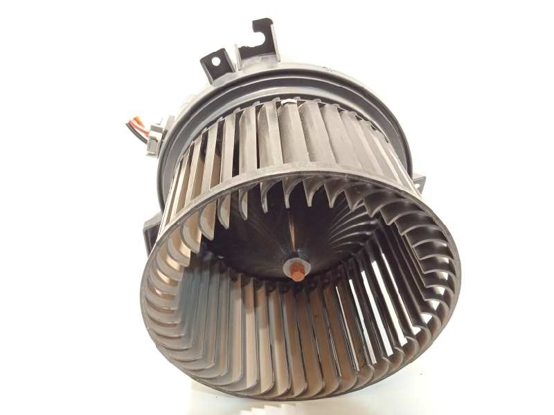 Recambio de motor calefaccion para tesla model 3 referencia OEM IAM T30231C  DRF84A34006A