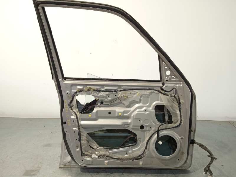 Recambio de puerta delantera izquierda para hyundai terracan (hp) 2.9 crdi gl referencia OEM IAM 76010H1010  