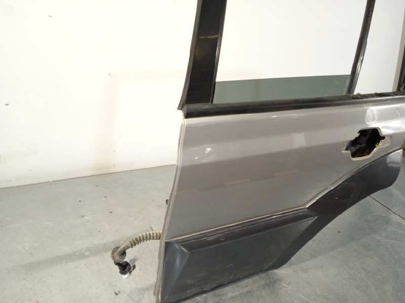 Recambio de puerta trasera izquierda para hyundai terracan (hp) 2.9 crdi gl referencia OEM IAM 77010H1010  