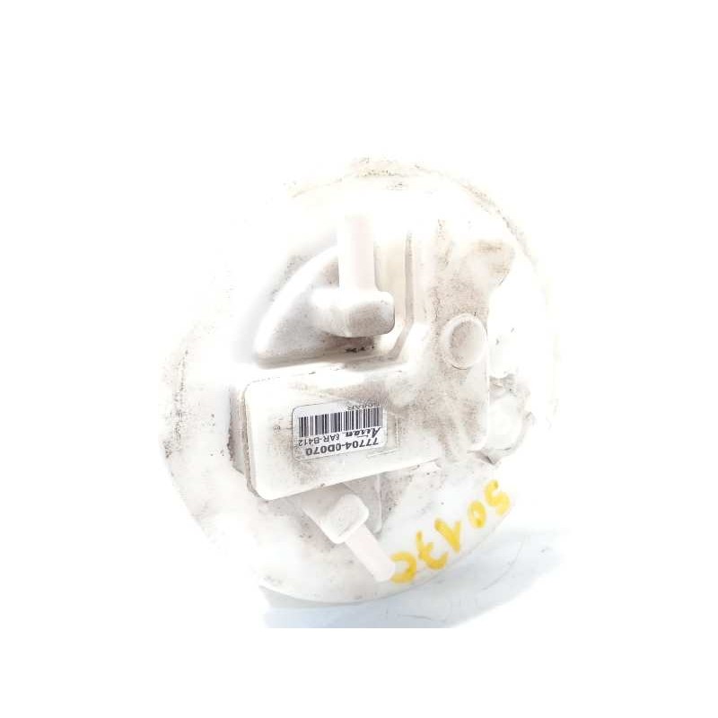 Recambio de bomba combustible para toyota yaris 1.5 16v cat referencia OEM IAM 777040D070  