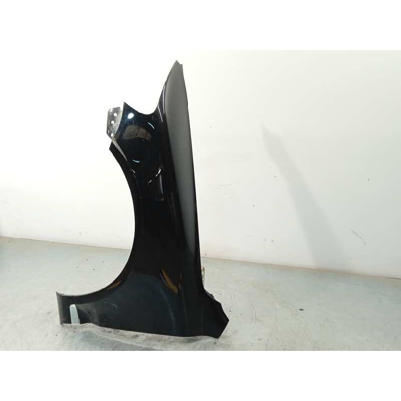 Recambio de aleta delantera izquierda para volkswagen touareg (7la) tdi r5 referencia OEM IAM 7L6821101K  