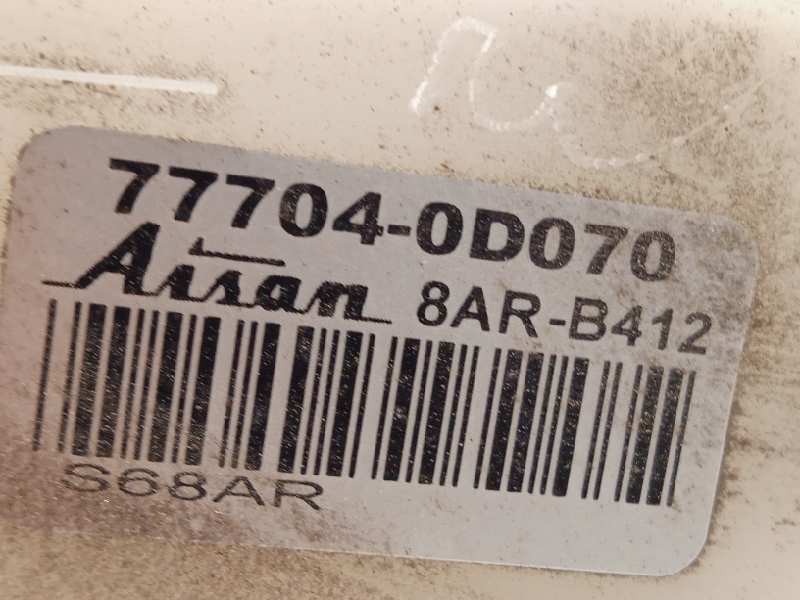Recambio de bomba combustible para toyota yaris 1.5 16v cat referencia OEM IAM 777040D070  