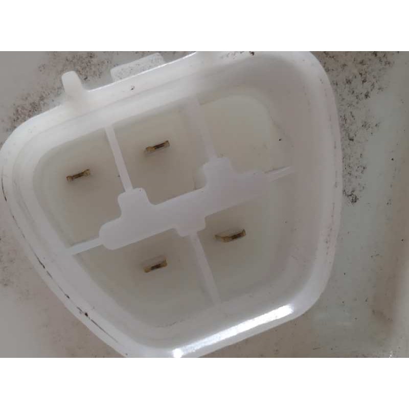 Recambio de bomba combustible para toyota yaris 1.5 16v cat referencia OEM IAM 777040D070  