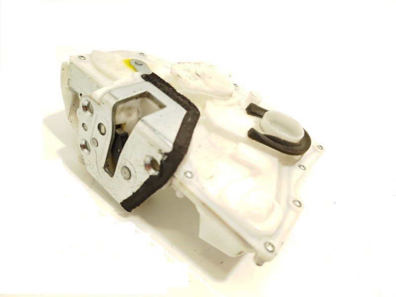 CERRADURA PUERTA DELANTERA DERECHA 8220162K30 