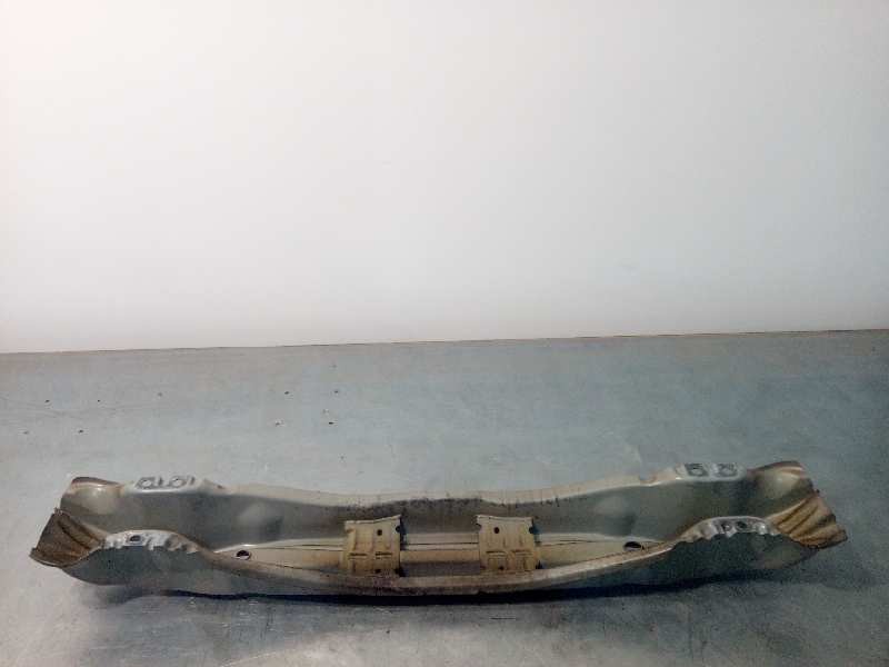 Recambio de refuerzo paragolpes trasero para volvo v40 1.6 diesel cat referencia OEM IAM 31299699  