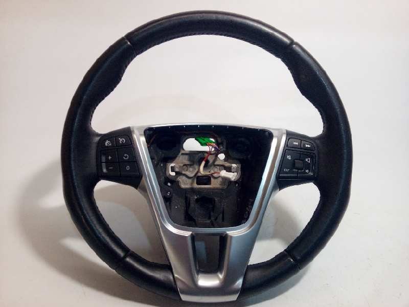 Recambio de volante para volvo v40 1.6 diesel cat referencia OEM IAM P31250592 31250591 34110217A