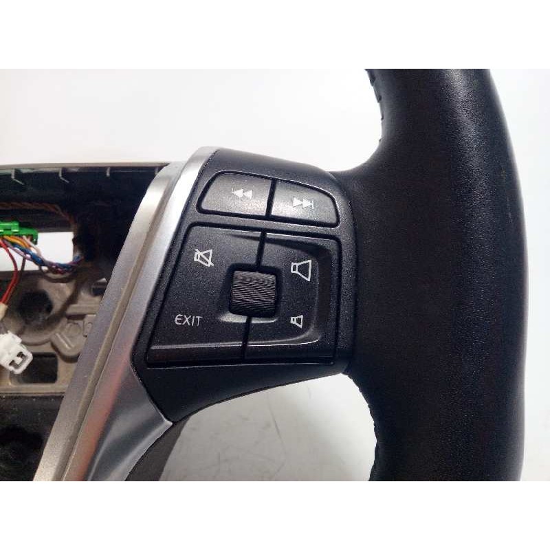 Recambio de volante para volvo v40 1.6 diesel cat referencia OEM IAM P31250592 31250591 34110217A