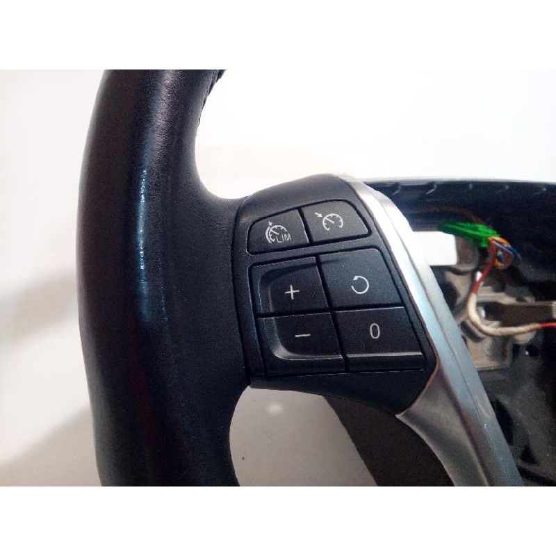 Recambio de volante para volvo v40 1.6 diesel cat referencia OEM IAM P31250592 31250591 34110217A