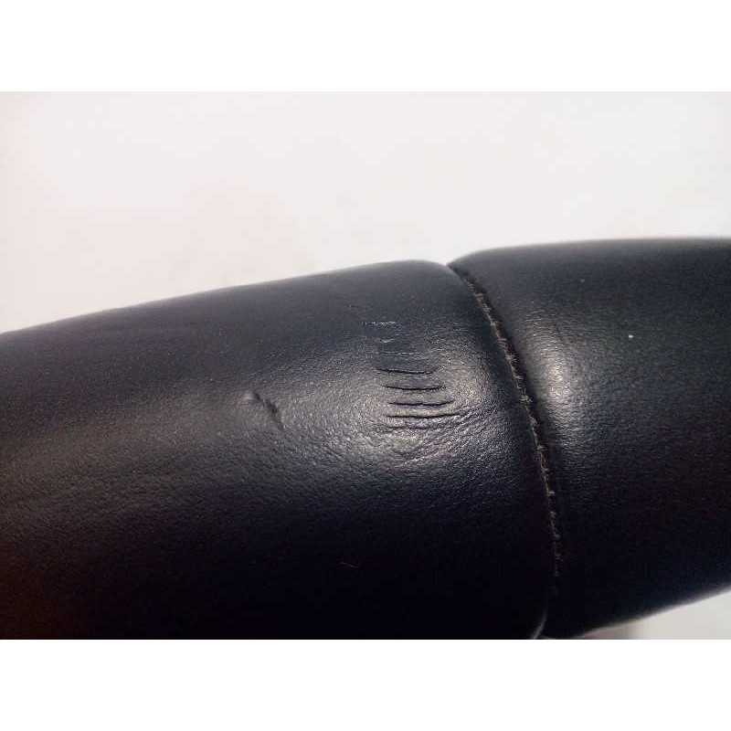 Recambio de volante para volvo v40 1.6 diesel cat referencia OEM IAM P31250592 31250591 34110217A