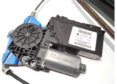 Recambio de elevalunas delantero derecho para volkswagen touareg (7la) tdi r5 referencia OEM IAM 7L0837462C  0130821765 2