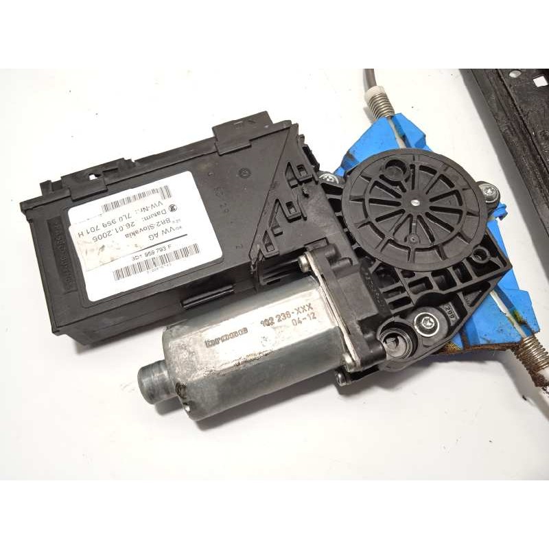 Recambio de elevalunas delantero izquierdo para volkswagen touareg (7la) tdi r5 referencia OEM IAM 7L0837461C  0130821764