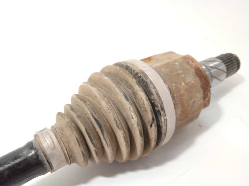 Recambio de transmision trasera derecha para tesla model 3 referencia OEM IAM 104416100D  