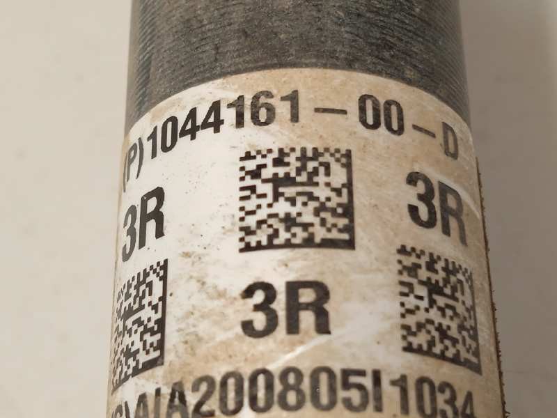 Recambio de transmision trasera derecha para tesla model 3 referencia OEM IAM 104416100D  