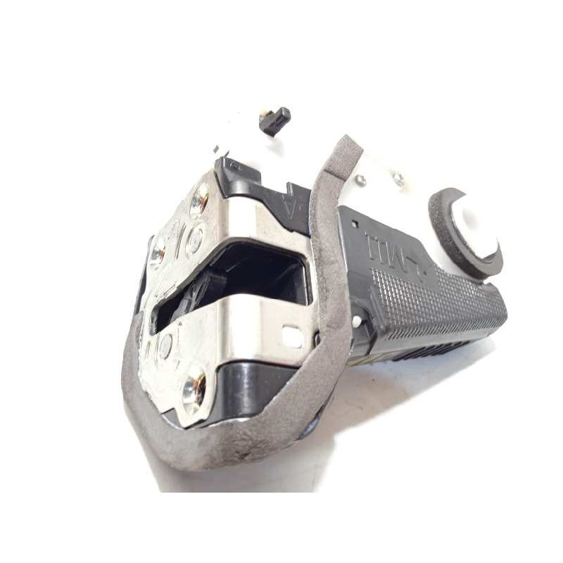 Recambio de cerradura puerta trasera derecha para toyota yaris 1.5 16v cat referencia OEM IAM 690500D310  