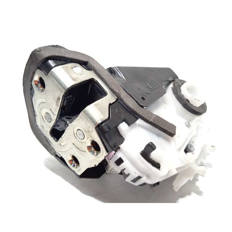 Recambio de cerradura puerta trasera izquierda para toyota yaris 1.5 16v cat referencia OEM IAM 690600D310  