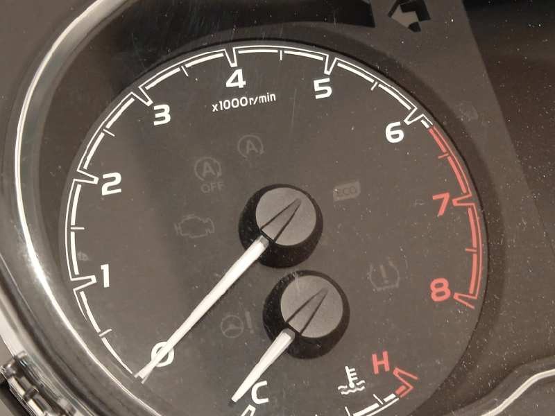 Recambio de cuadro instrumentos para toyota yaris 1.5 16v cat referencia OEM IAM 83800F5291  