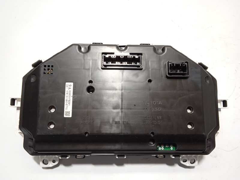 Recambio de cuadro instrumentos para toyota yaris 1.5 16v cat referencia OEM IAM 83800F5291  