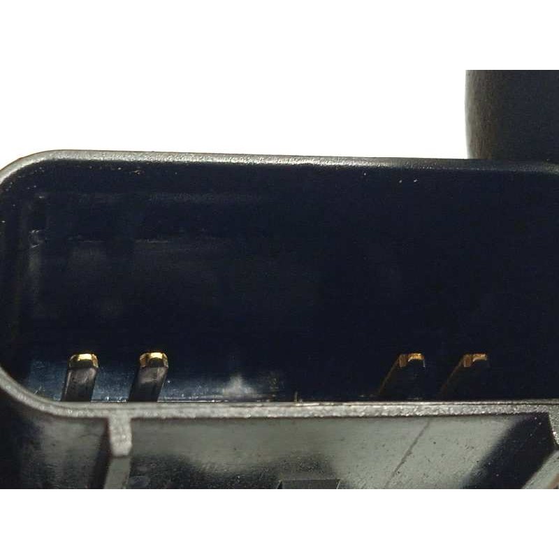 Recambio de cerradura puerta delantera derecha para kia cee´d 1.4 crdi cat referencia OEM IAM 81320A2310  