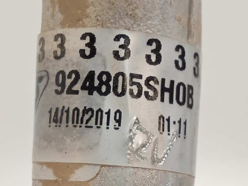 Recambio de tubos aire acondicionado para nissan leaf referencia OEM IAM 924805SH0B  