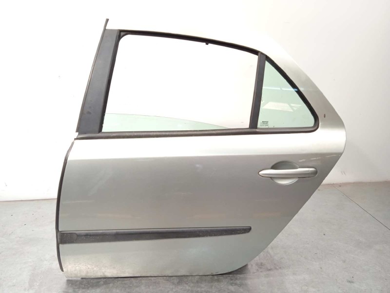 Recambio de puerta trasera izquierda para renault laguna ii (bg0) expression referencia OEM IAM 7751471660  