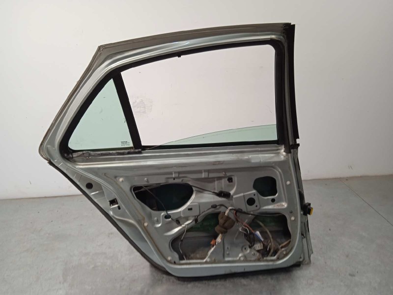 Recambio de puerta trasera izquierda para renault laguna ii (bg0) expression referencia OEM IAM 7751471660  