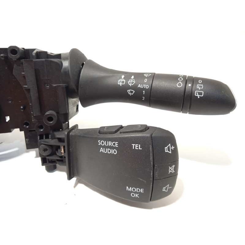 Recambio de mando intermitentes para renault kadjar 1.6 dci diesel fap energy referencia OEM IAM 255678341R  