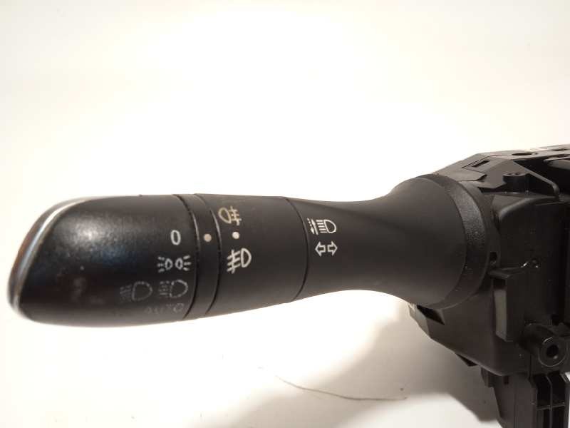 Recambio de mando intermitentes para renault kadjar 1.6 dci diesel fap energy referencia OEM IAM 255678341R  