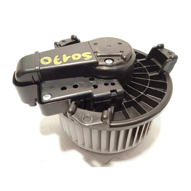 Recambio de motor calefaccion para toyota yaris 1.5 16v cat referencia OEM IAM 871030D220  