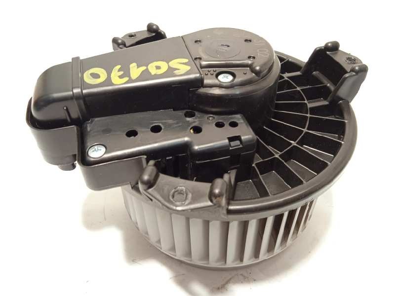 Recambio de motor calefaccion para toyota yaris 1.5 16v cat referencia OEM IAM 871030D220  
