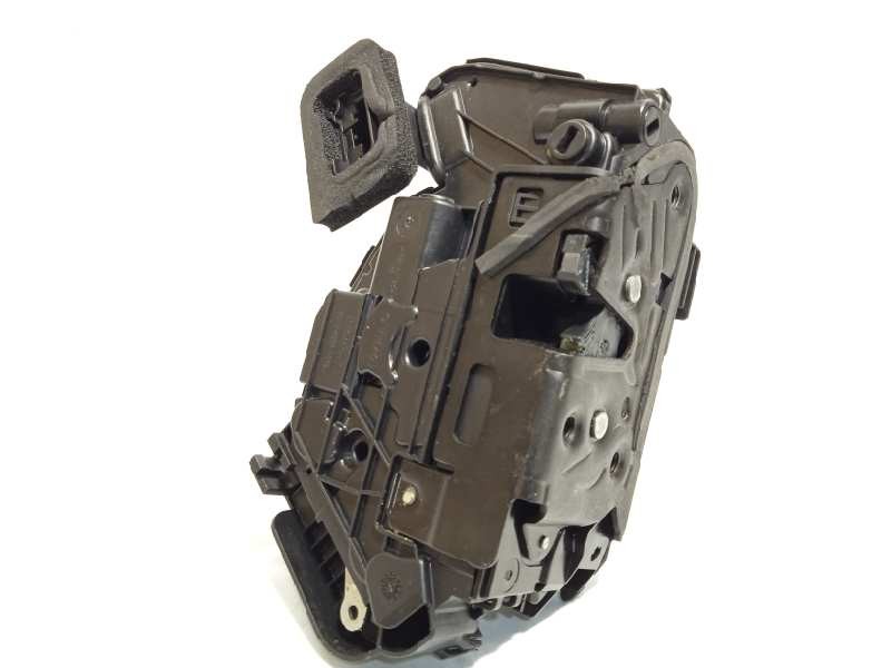 Recambio de cerradura puerta trasera derecha para volkswagen polo 1.0 tsi referencia OEM IAM 5TA839016E  