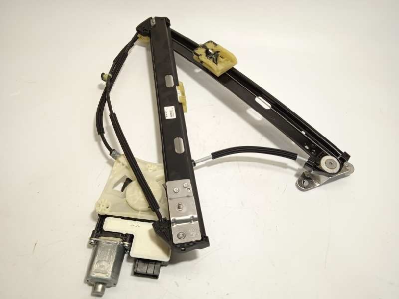 Recambio de elevalunas delantero derecho para volkswagen polo 1.0 tsi referencia OEM IAM 2G4837462B  2Q1959882D