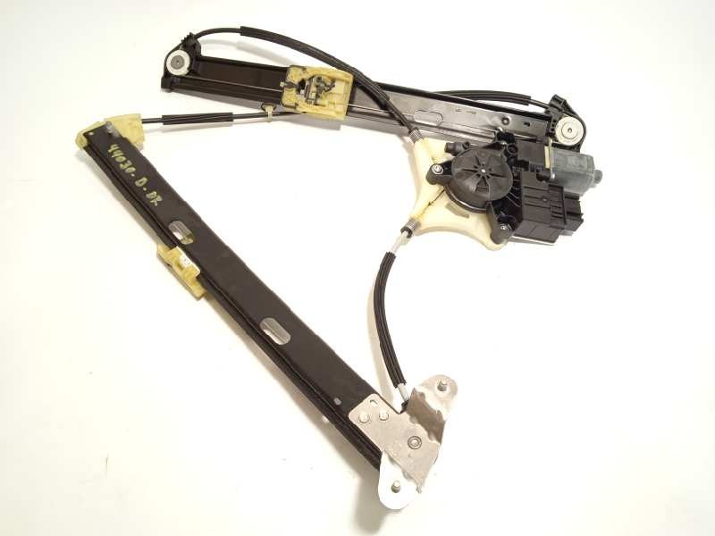 Recambio de elevalunas delantero derecho para volkswagen polo 1.0 tsi referencia OEM IAM 2G4837462B  2Q1959882D