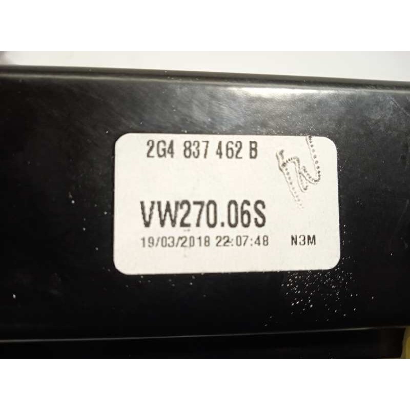 Recambio de elevalunas delantero derecho para volkswagen polo 1.0 tsi referencia OEM IAM 2G4837462B  2Q1959882D